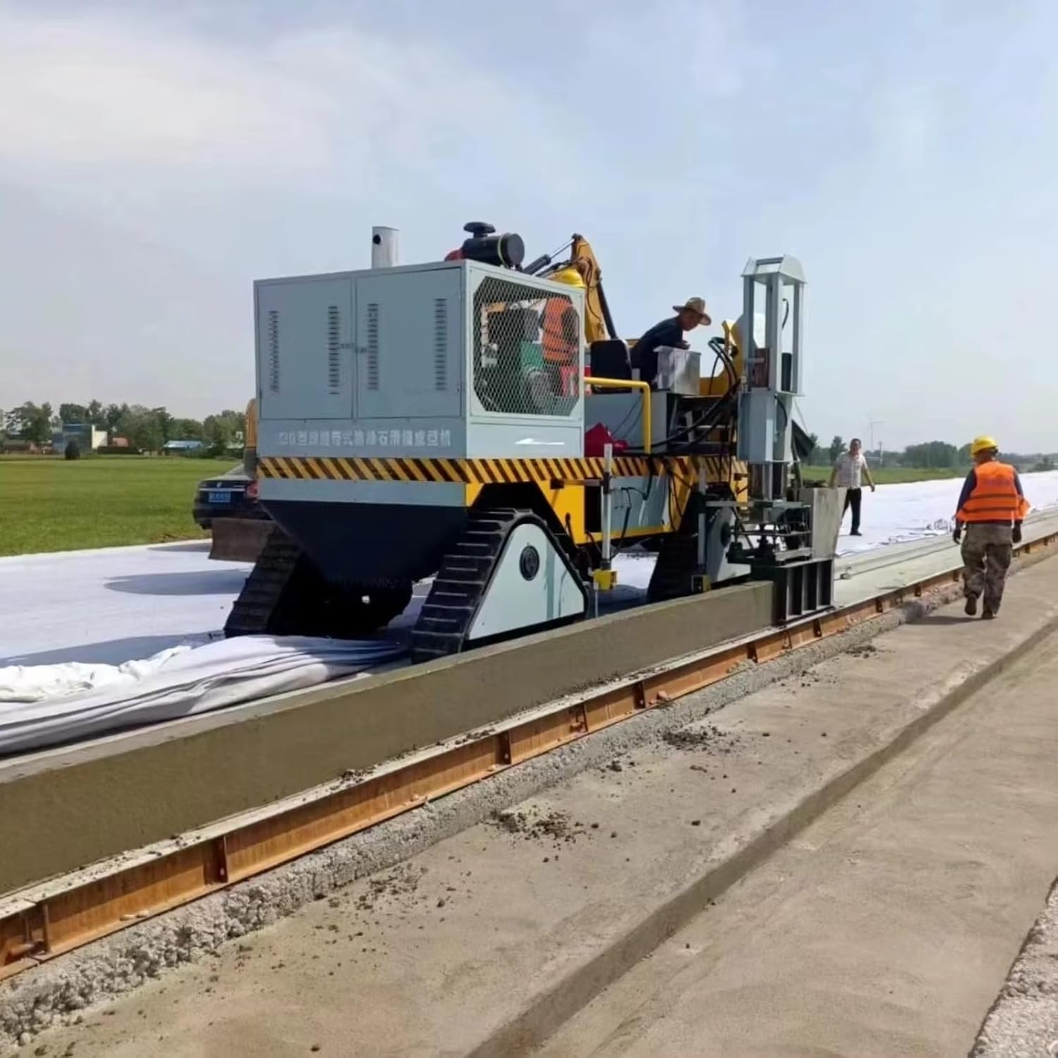 high precision concrete curb machine,concrete curb slipform paver pros cons,should I buy a concrete curb machine,best continuous curb pouring machine,concrete curb machine vs alternative methods,concrete curb machine worth buying - detailed features and technical specifications