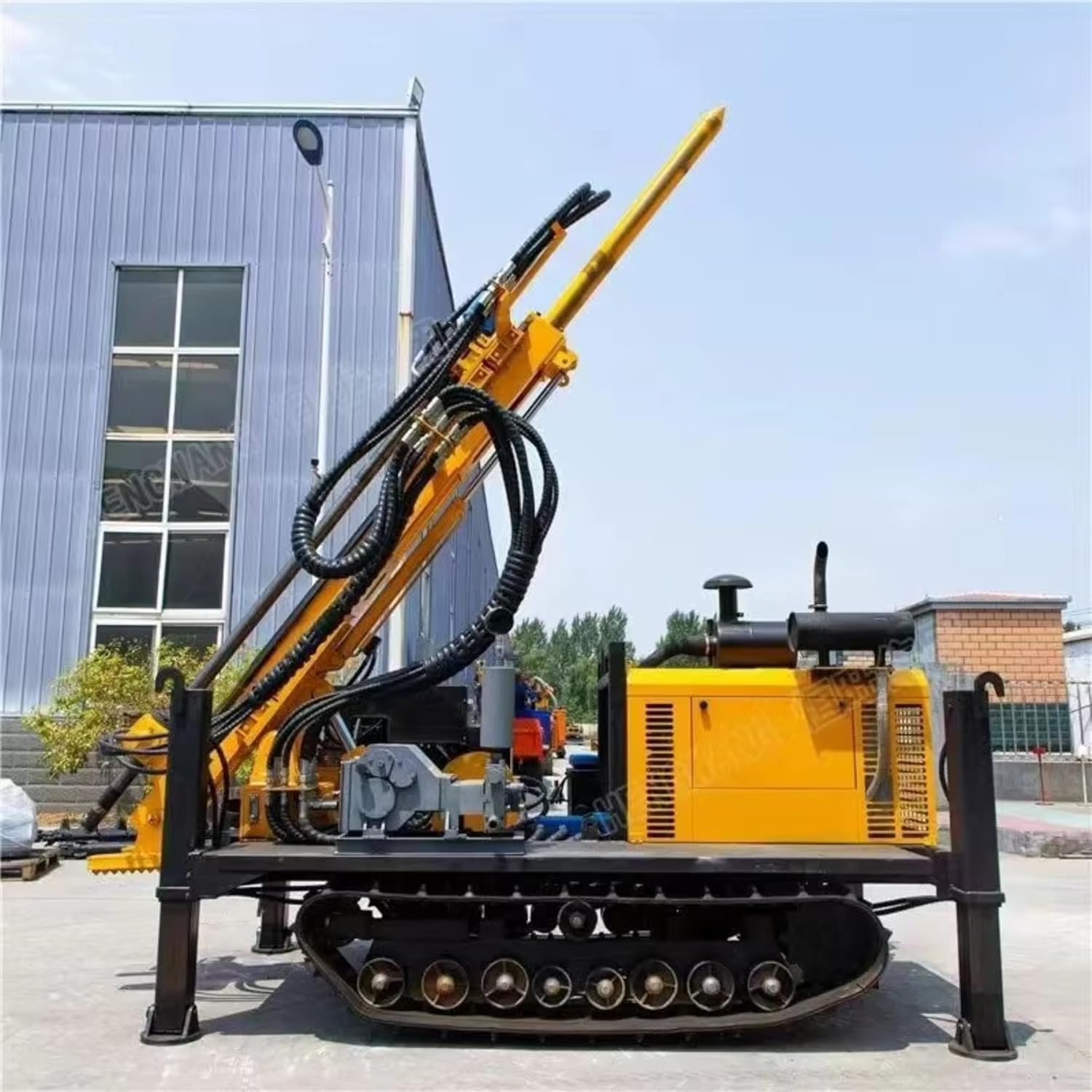 tracked water well drilling rig review,best tracked water well drilling rig,hydraulic deep drilling equipment worth buying,crawler borehole drilling machine pros cons,is a portable groundwater well drilling rig reliable,commercial irrigation drilling rig vs alternatives performance testing and real-world results